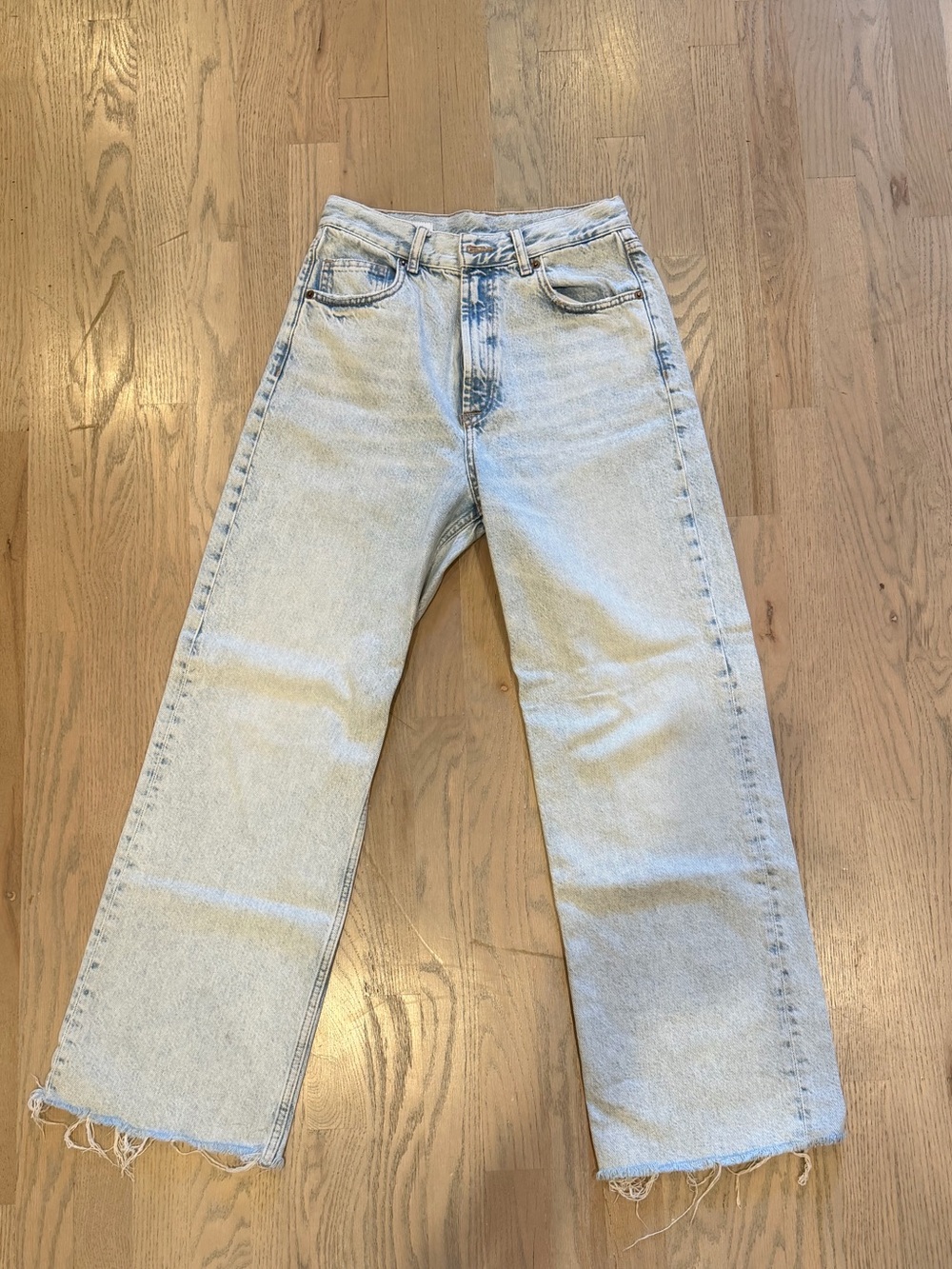 Light Wash Straight-Leg women’s Jeans